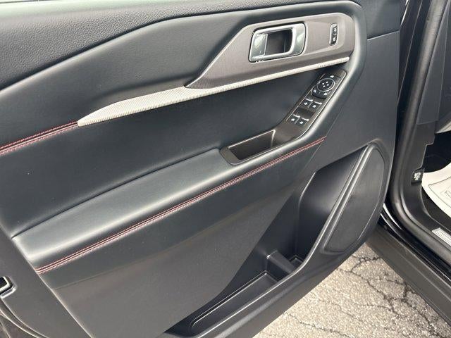 2025 Ford Explorer ST-Line 4WD