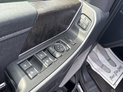 2024 Ford Super Duty F-350 SRW LARIAT 4WD Crew Cab 6.75' Box