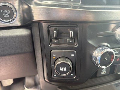 2024 Ford Super Duty F-350 SRW LARIAT 4WD Crew Cab 6.75' Box