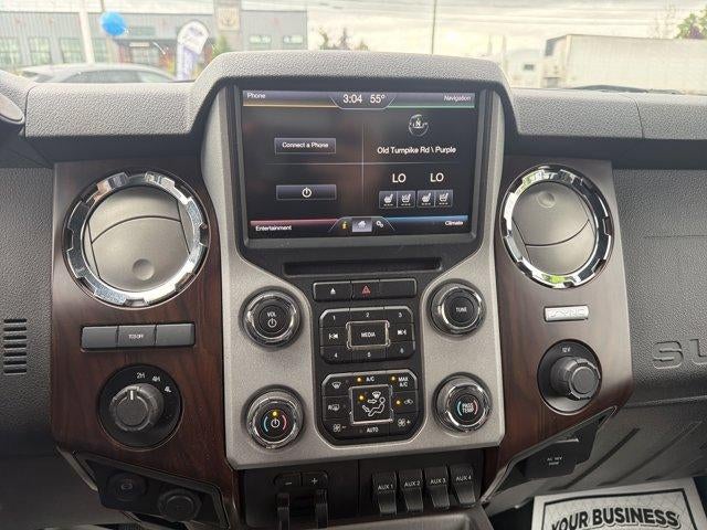 2016 Ford Super Duty F-450 DRW 4WD Crew Cab 8 Ft Box Lariat