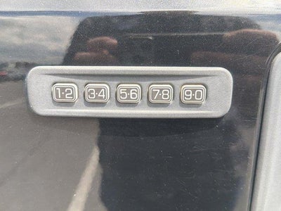 2015 Ford Super Duty F-250 SRW 4WD Regular Cab 8 Ft Box XLT