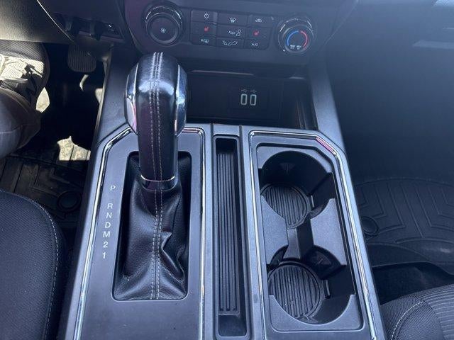 2015 Ford F-150 4WD SuperCrew 5-1/2 Ft Box XLT