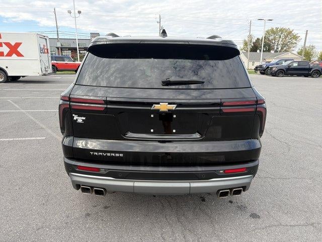 2025 Chevrolet Traverse LT w/2LT