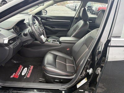 2024 Nissan Altima 2.5 SR Sedan