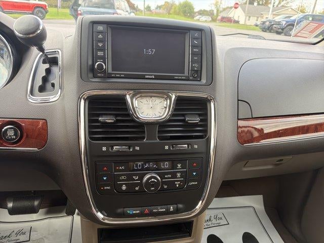 2013 Chrysler Town & Country 4dr Wgn Touring-L