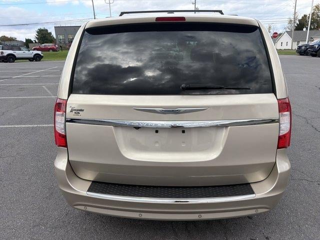 2013 Chrysler Town & Country 4dr Wgn Touring-L