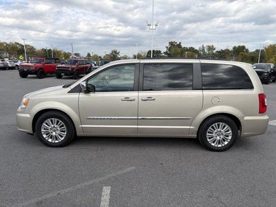 2013 Chrysler Town & Country 4dr Wgn Touring-L
