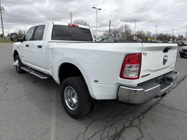 2024 RAM 3500 Big Horn 4x4 Crew Cab 8' Box
