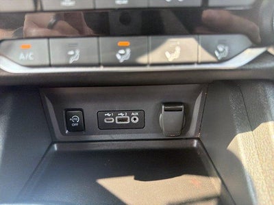 2025 Nissan Sentra SV CVT