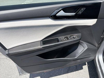 2025 Volkswagen Taos S 4MOTION