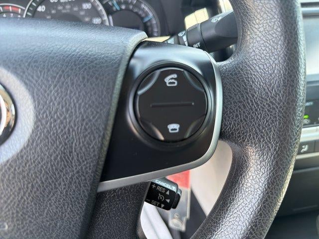 2012 Toyota Camry 4dr Sdn I4 Auto LE (Natl)