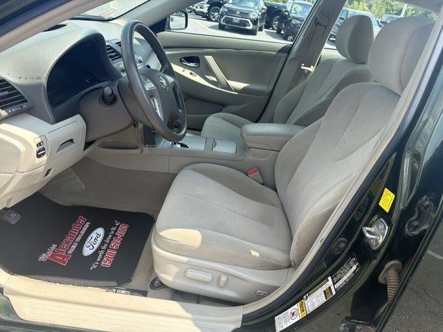 2011 Toyota Camry 4dr Sdn I4 Auto LE (Natl)
