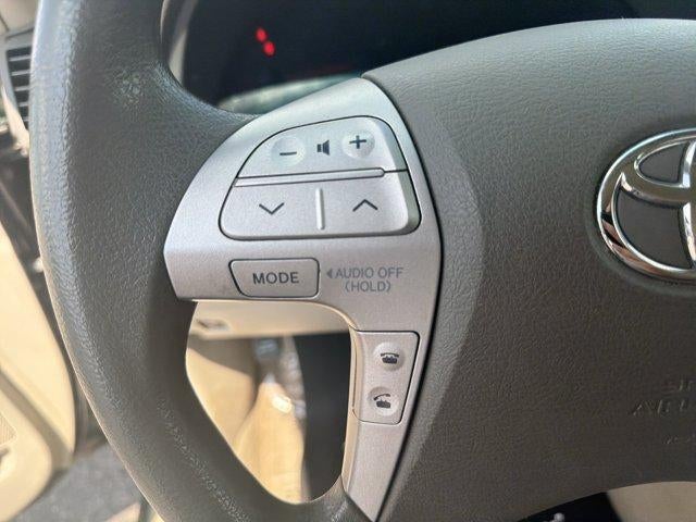 2011 Toyota Camry 4dr Sdn I4 Auto LE (Natl)