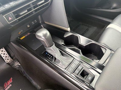 2025 Toyota Camry SE (SE)