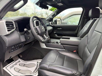 2024 Toyota Tundra 4WD 4WD Platinum CrewMax 5.5' Bed (Natl)