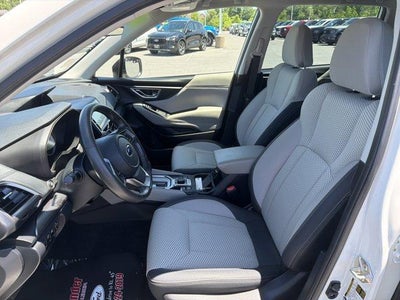 2022 Subaru Forester Premium CVT
