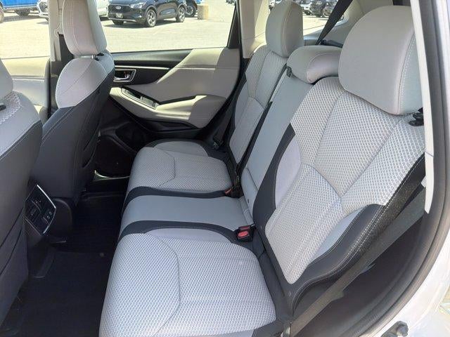 2022 Subaru Forester Premium CVT