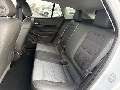 2025 Chevrolet Trax FWD 4dr LT