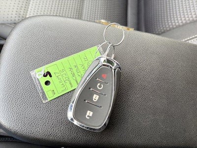 2025 Chevrolet Trax FWD 4dr LT