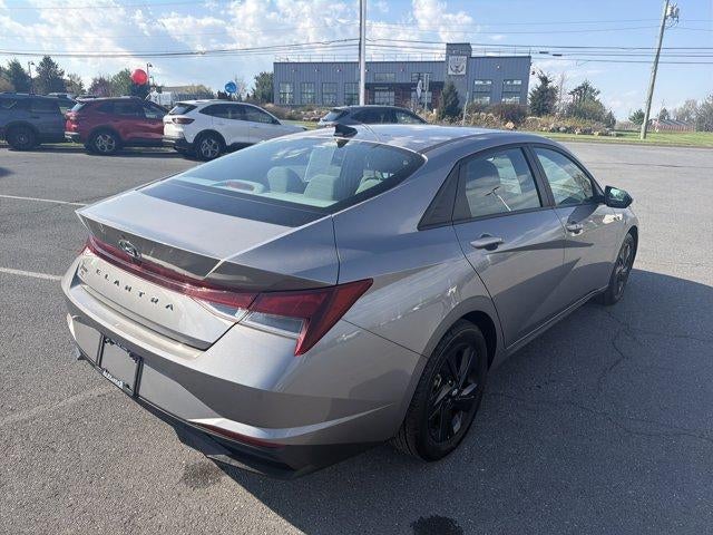 2023 Hyundai ELANTRA SEL IVT