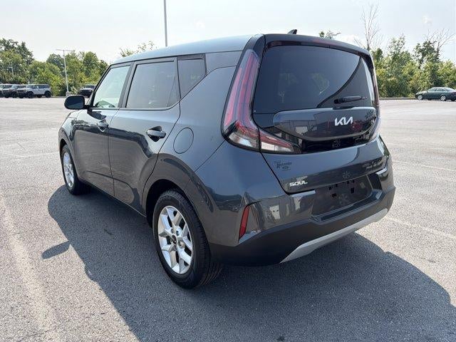 2024 Kia Soul LX IVT