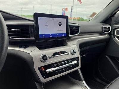 2024 Ford Explorer XLT 4WD