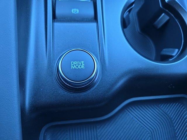 2025 Ford Explorer Active RWD