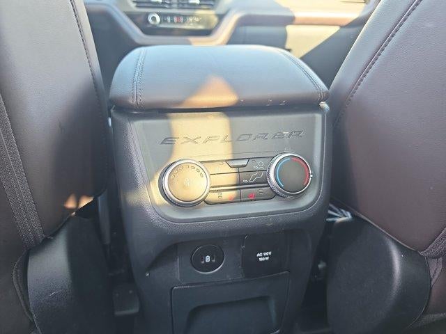 2025 Ford Explorer Platinum 4WD