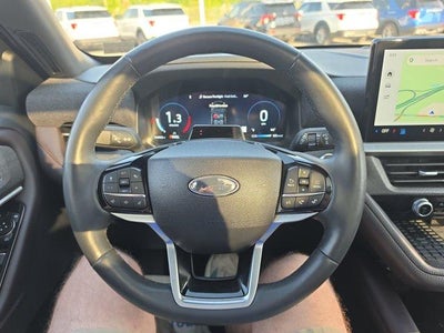 2025 Ford Explorer Platinum 4WD