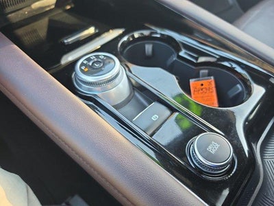 2025 Ford Explorer Platinum 4WD