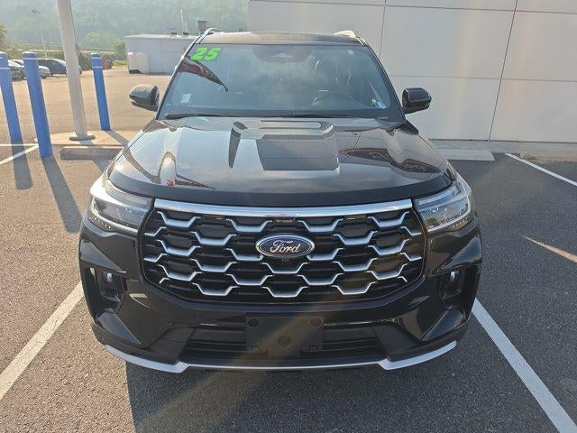 2025 Ford Explorer Platinum 4WD