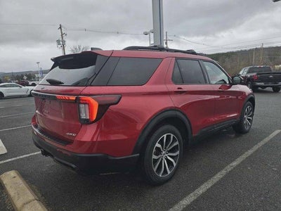 2025 Ford Explorer ST-Line 4WD