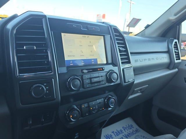 2022 Ford Super Duty F-250 SRW XLT 4WD Crew Cab 6.75' Box