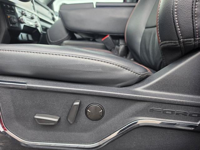 2023 Ford Super Duty F-250 SRW LARIAT 4WD Crew Cab 6.75' Box