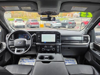 2023 Ford Super Duty F-250 SRW LARIAT 4WD Crew Cab 6.75' Box