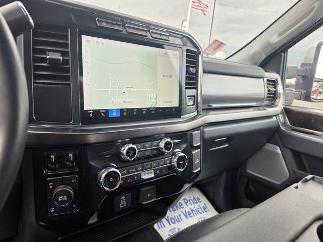 2023 Ford Super Duty F-250 SRW LARIAT 4WD Crew Cab 6.75' Box