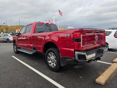 2023 Ford Super Duty F-250 SRW LARIAT 4WD Crew Cab 6.75' Box