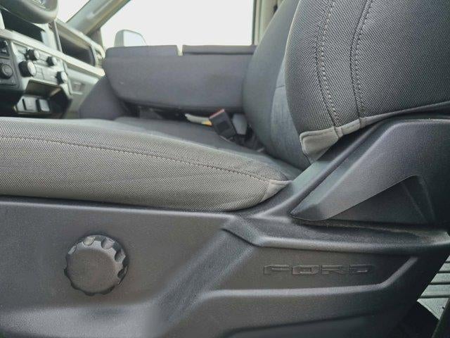 2023 Ford Super Duty F-350 SRW XL 4WD Crew Cab 6.75' Box