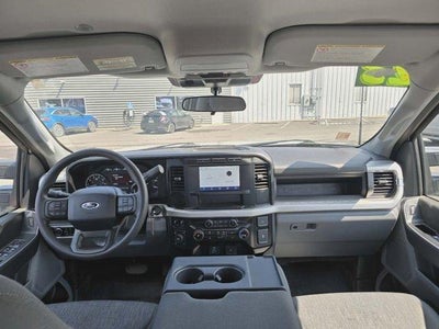 2023 Ford Super Duty F-350 SRW XL 4WD Crew Cab 6.75' Box