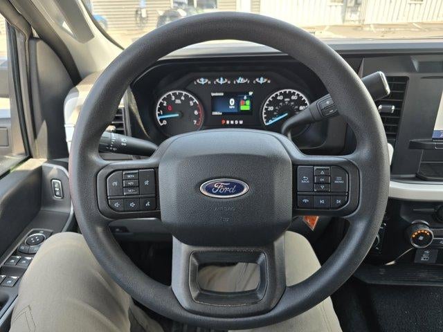 2023 Ford Super Duty F-350 SRW XL 4WD Crew Cab 6.75' Box