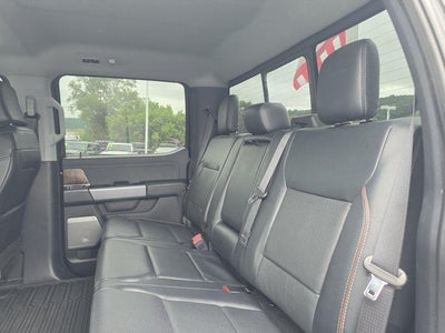 2023 Ford Super Duty F-350 SRW LARIAT 4WD Crew Cab 6.75' Box