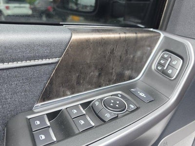 2023 Ford Super Duty F-350 SRW LARIAT 4WD Crew Cab 6.75' Box