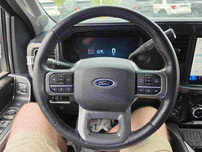 2023 Ford Super Duty F-350 SRW LARIAT 4WD Crew Cab 6.75' Box