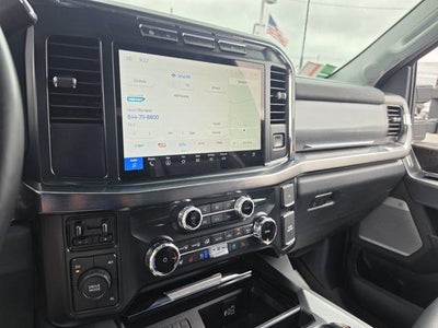 2023 Ford Super Duty F-350 SRW LARIAT 4WD Crew Cab 6.75' Box