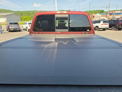 2016 Ford Super Duty F-350 SRW 4WD Crew Cab 6-3/4 Ft Box Lariat