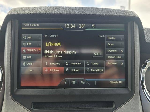 2016 Ford Super Duty F-350 SRW 4WD Crew Cab 6-3/4 Ft Box Lariat