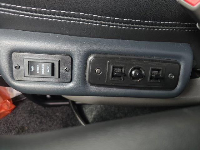 2021 Chevrolet Express Passenger 2500 Regular Wheelbase Rear-Wheel Drive 1LS