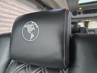 2021 Chevrolet Express Passenger 2500 Regular Wheelbase Rear-Wheel Drive 1LS