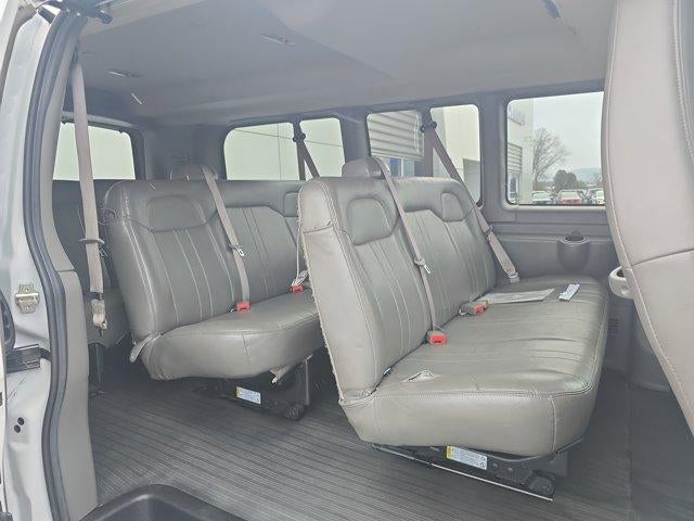 2023 Chevrolet Express Passenger 3500 Regular Wheelbase Rear-Wheel Drive 1LS