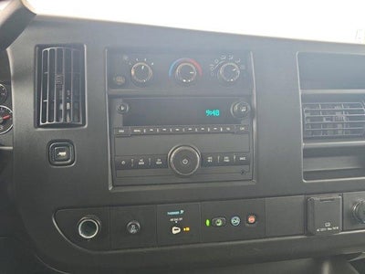 2023 Chevrolet Express Passenger 3500 Regular Wheelbase Rear-Wheel Drive 1LS